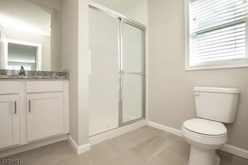 49 Arlene Ct Parsippany-Troy Hills, NJ 07950
