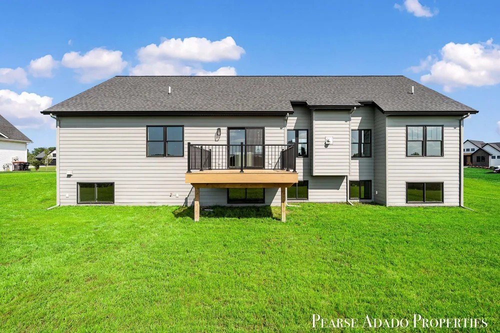 12479 Nora Court Allendale, MI 49401