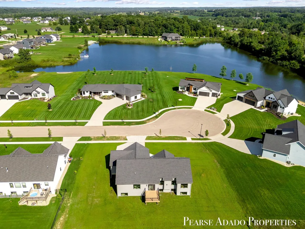 12479 Nora Court Allendale, MI 49401