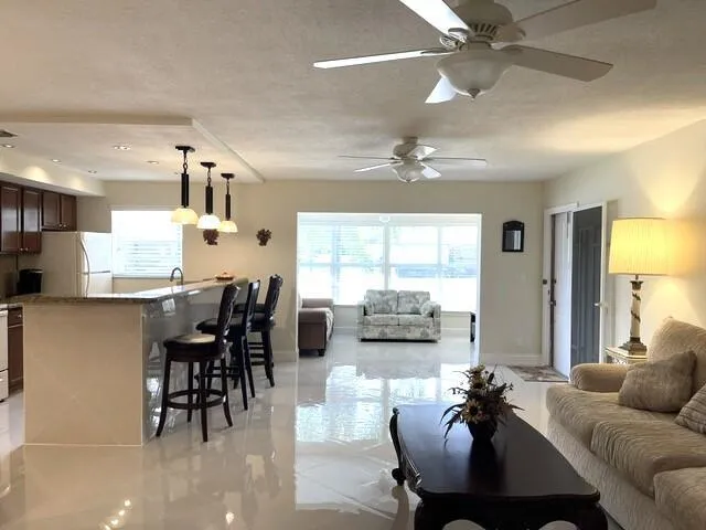 1315 HIGH POINT WAY SE #B Delray Beach, FL 33445