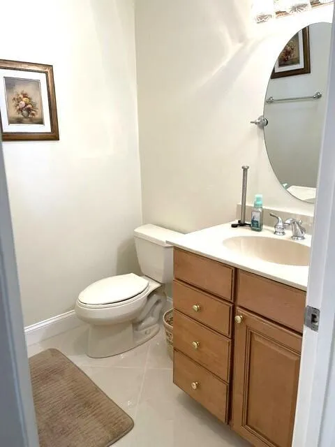 1315 HIGH POINT WAY SE #B Delray Beach, FL 33445