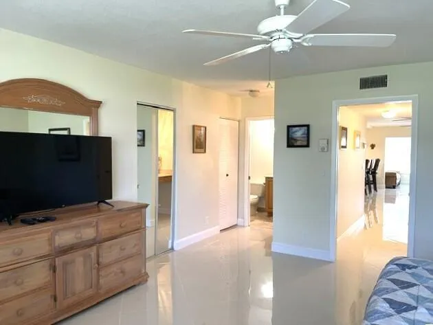 1315 HIGH POINT WAY SE #B Delray Beach, FL 33445