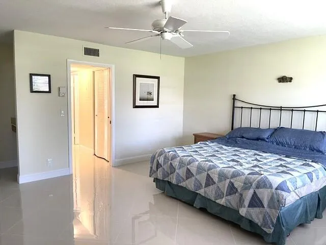1315 HIGH POINT WAY SE #B Delray Beach, FL 33445