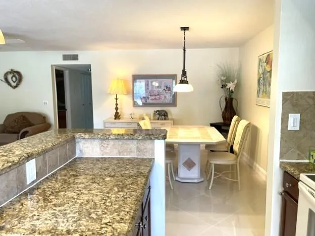 1315 HIGH POINT WAY SE #B Delray Beach, FL 33445