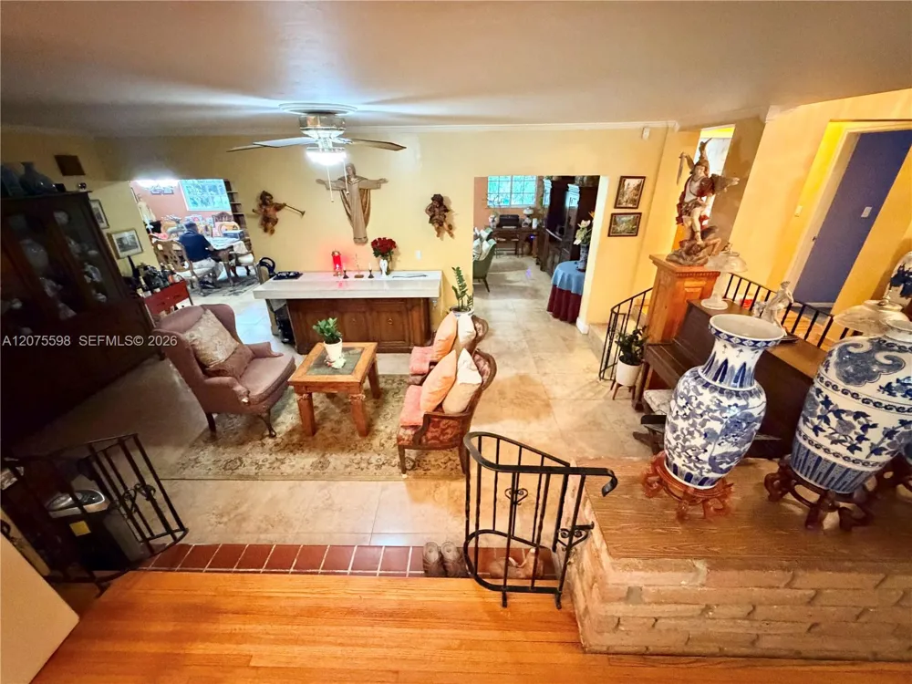 951 NE 115th St Biscayne Park, FL 33161