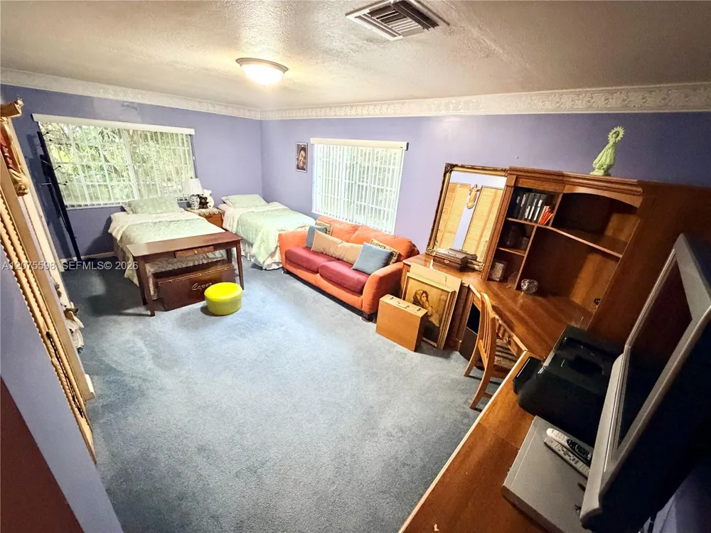 951 NE 115th St Biscayne Park, FL 33161