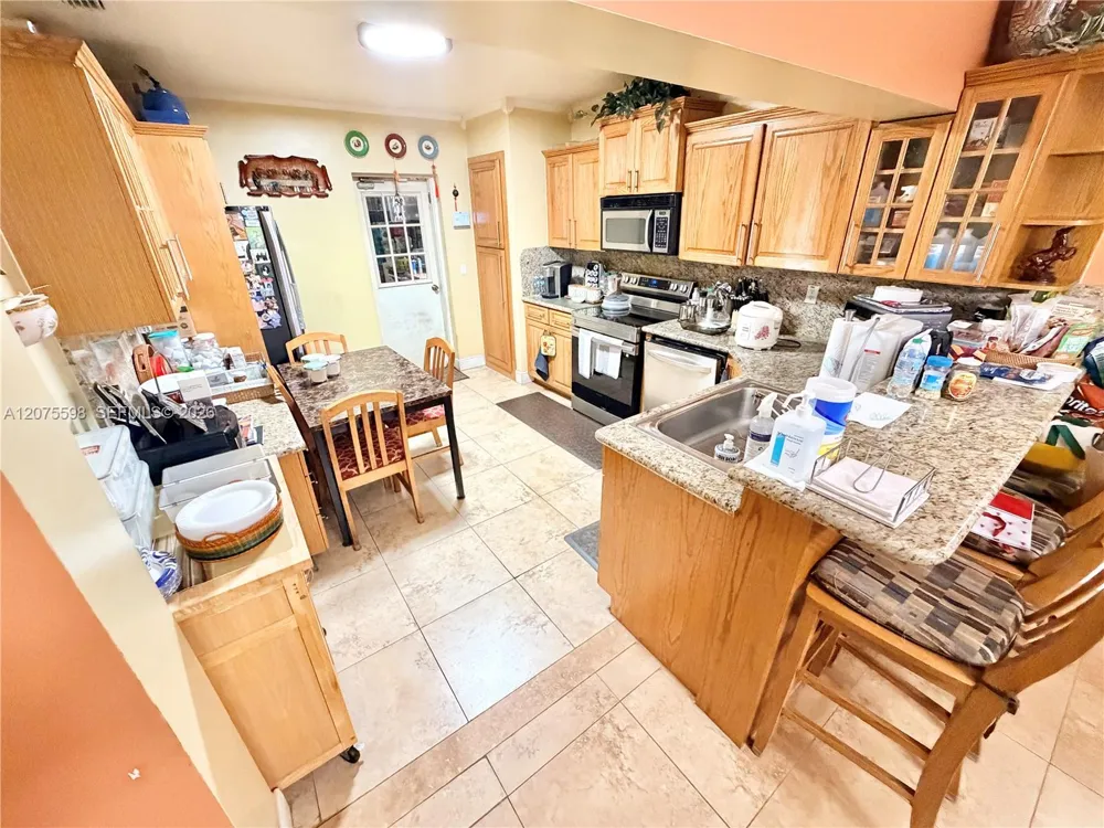 951 NE 115th St Biscayne Park, FL 33161