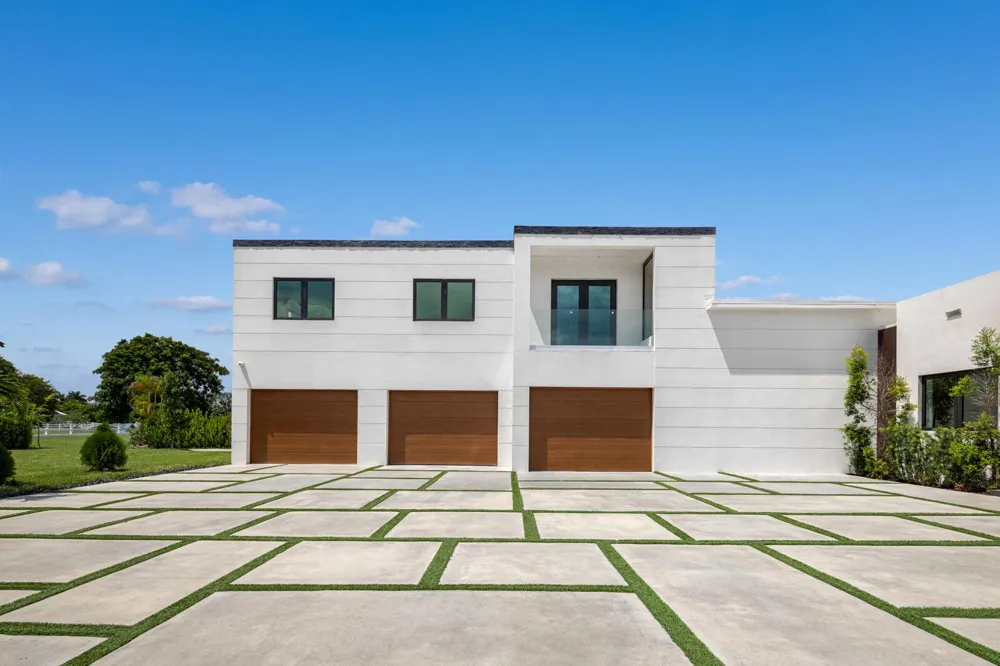 17301 SW 52nd Court Southwest Ranches, FL 33331