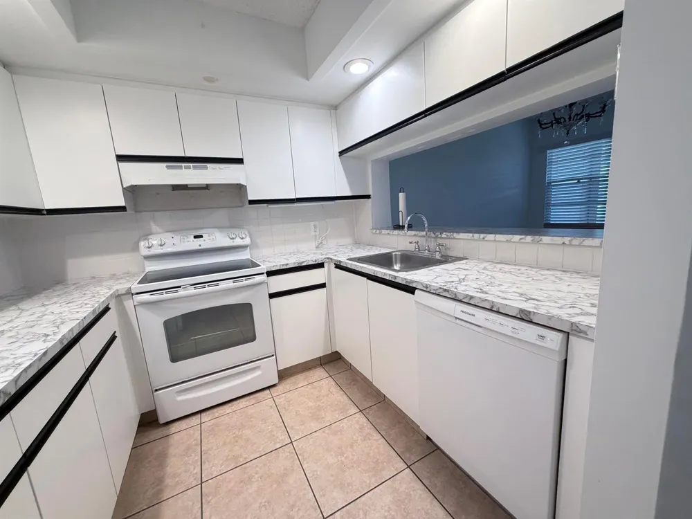 1300 SW 125TH AVENUE #103K Pembroke Pines, FL 33027