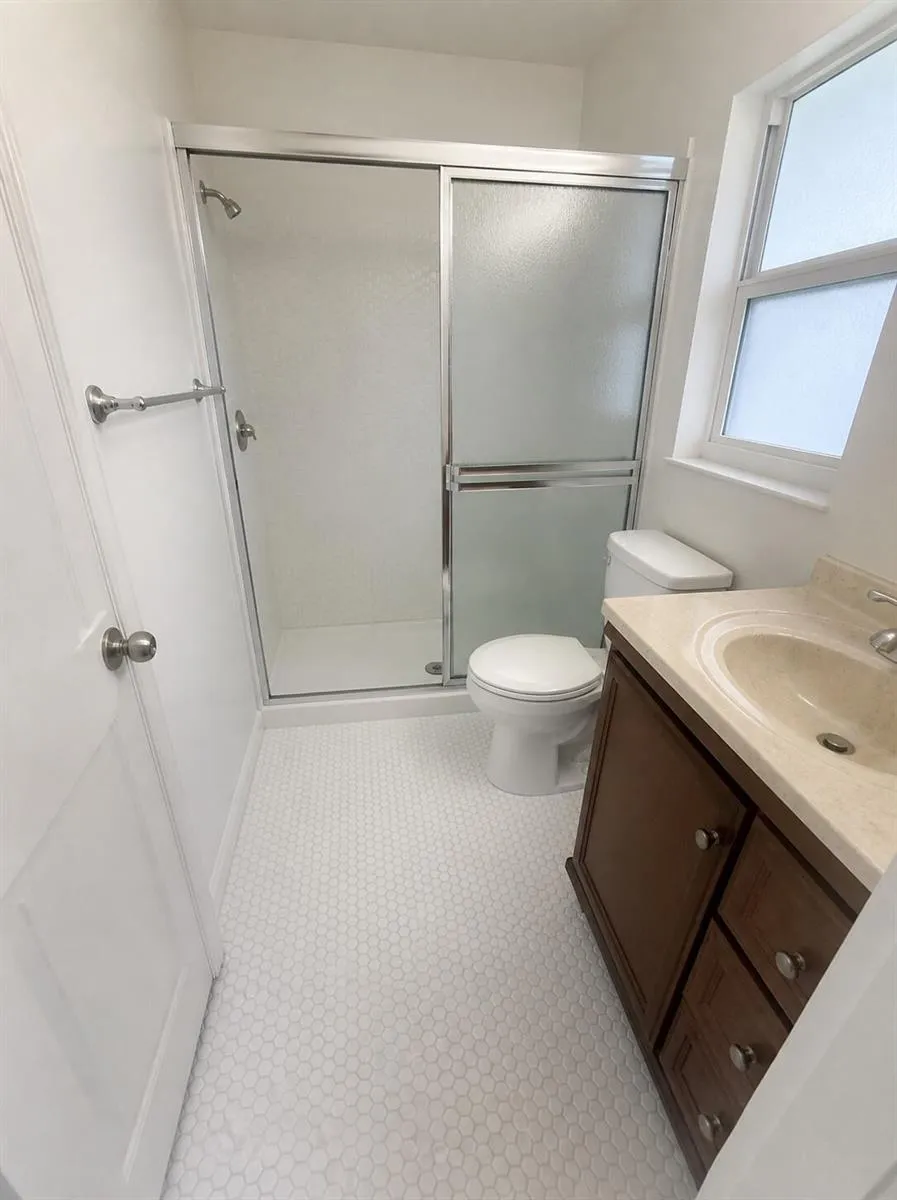 7975 NW 8TH STREET Margate, FL 33063