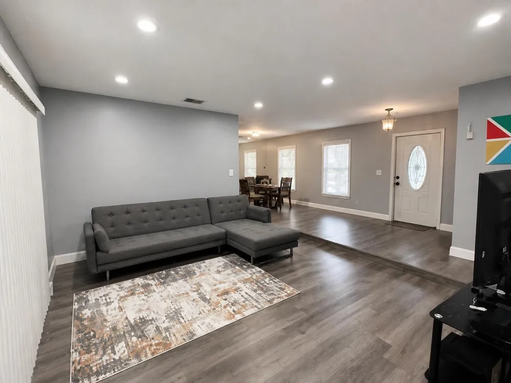 7975 NW 8TH STREET Margate, FL 33063