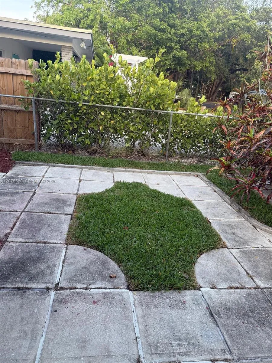 Address Not Shown Fort Lauderdale, FL 33315