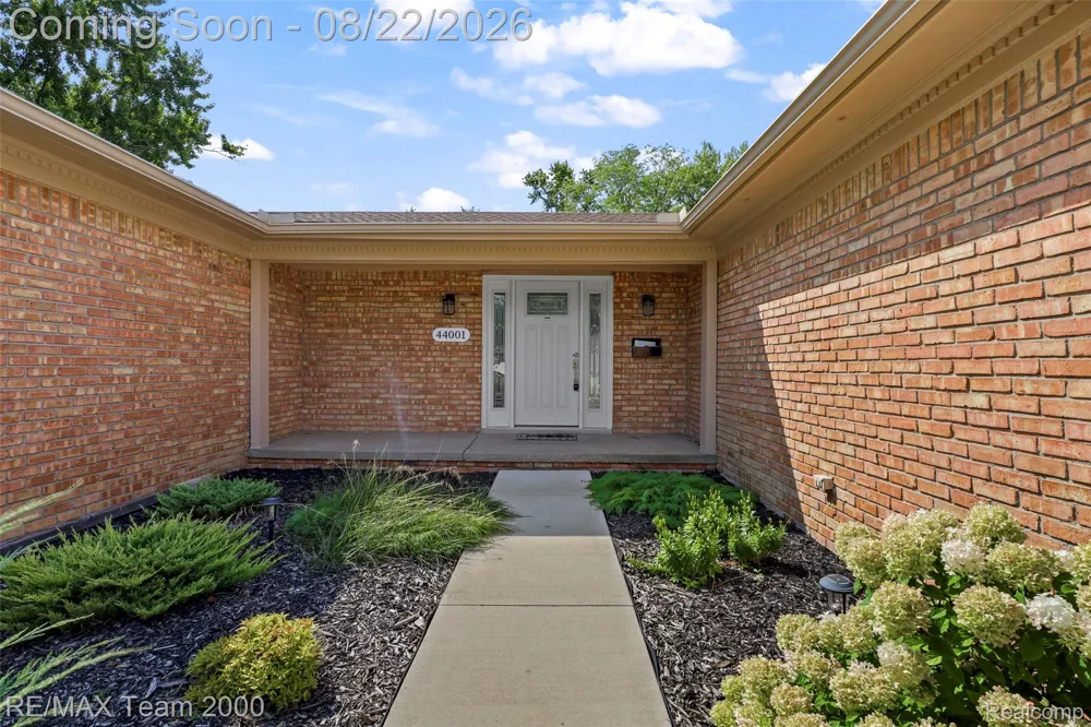 44001 S Umberland Circle Canton Charter Township, MI 48187