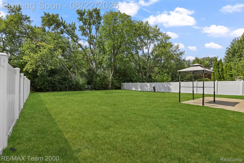 44001 S Umberland Circle Canton Charter Township, MI 48187