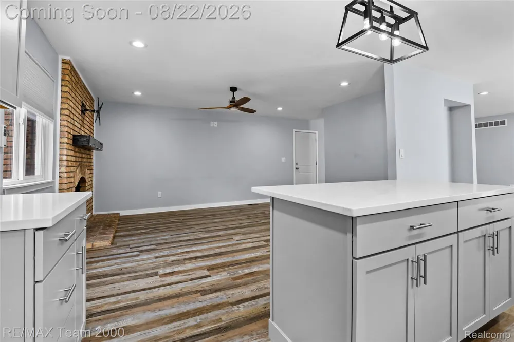 44001 S Umberland Circle Canton Charter Township, MI 48187
