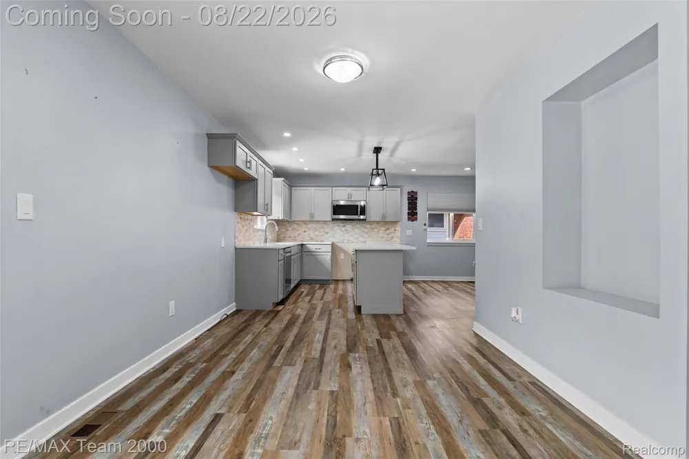 44001 S Umberland Circle Canton Charter Township, MI 48187