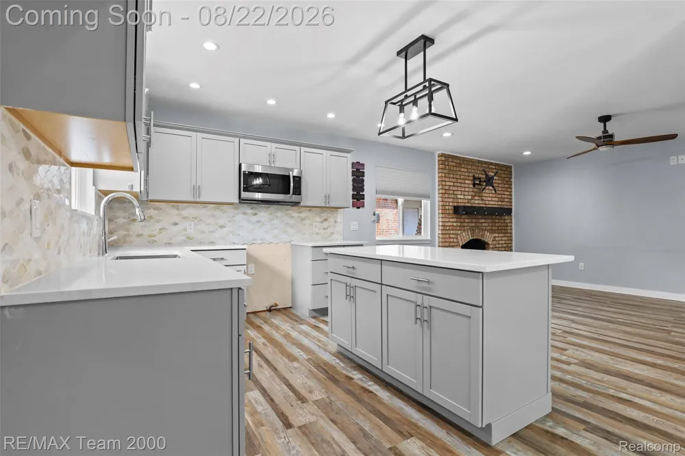 44001 S Umberland Circle Canton Charter Township, MI 48187