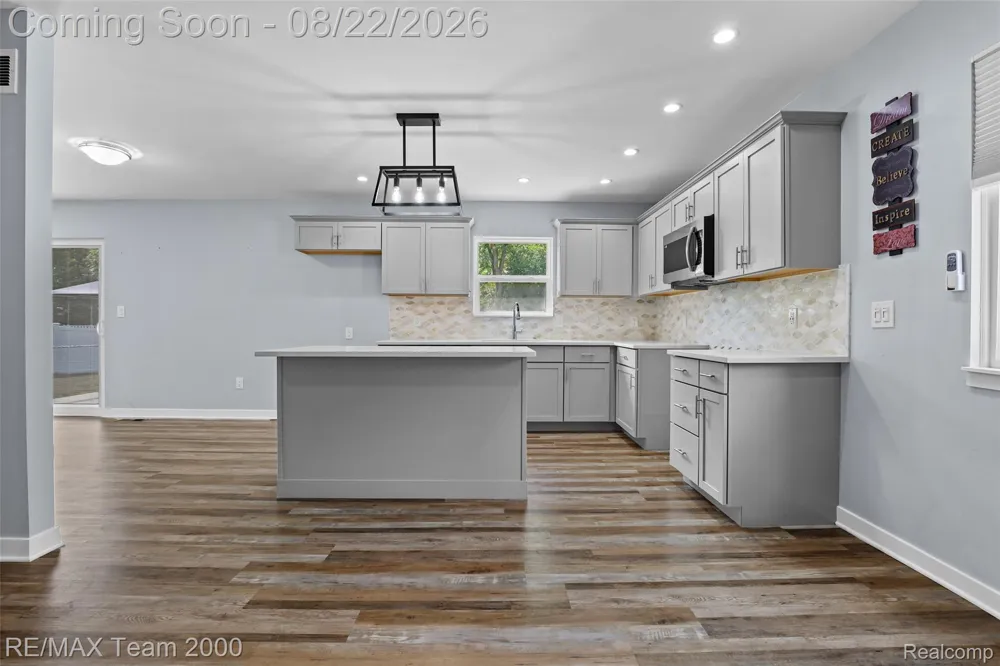 44001 S Umberland Circle Canton Charter Township, MI 48187