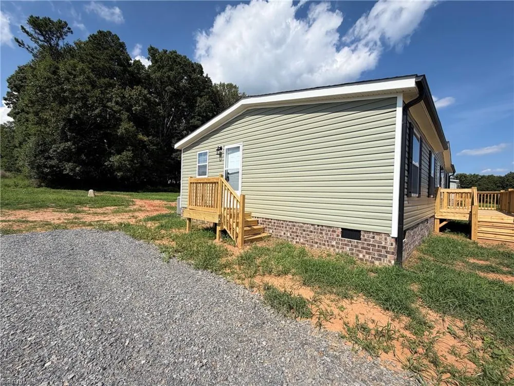 105 Luffman Road Ronda, NC 28670