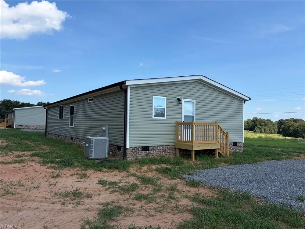 105 Luffman Road Ronda, NC 28670