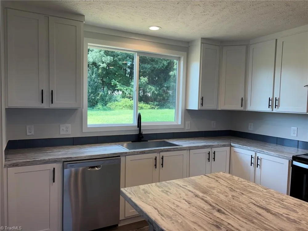 105 Luffman Road Ronda, NC 28670