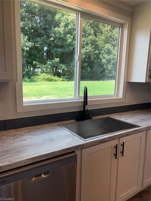 105 Luffman Road Ronda, NC 28670