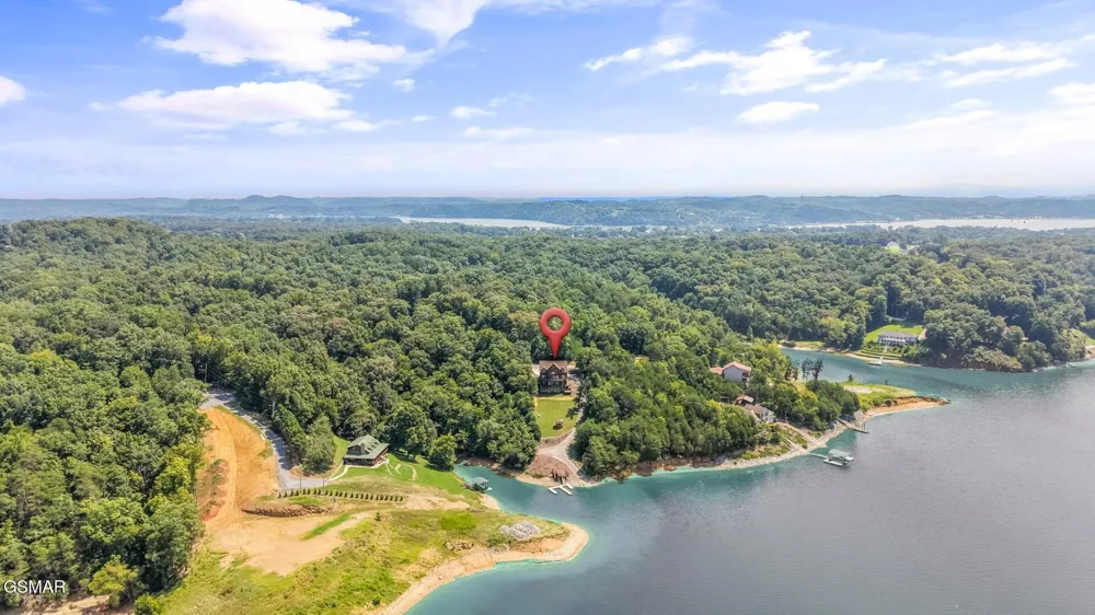 1154 Stoneway Court White Pine, TN 37890
