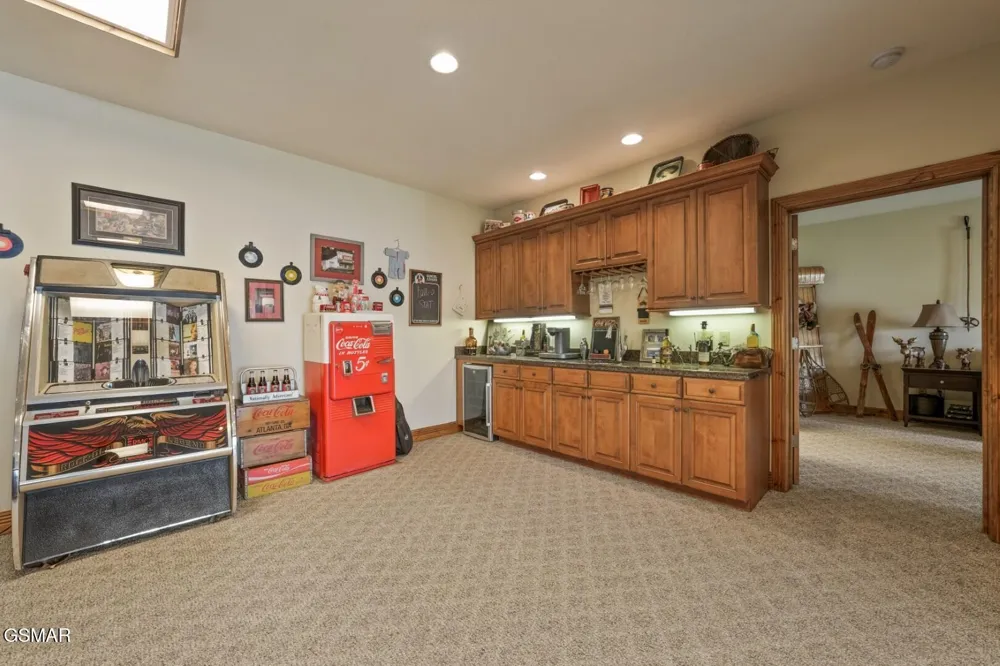 1154 Stoneway Court White Pine, TN 37890
