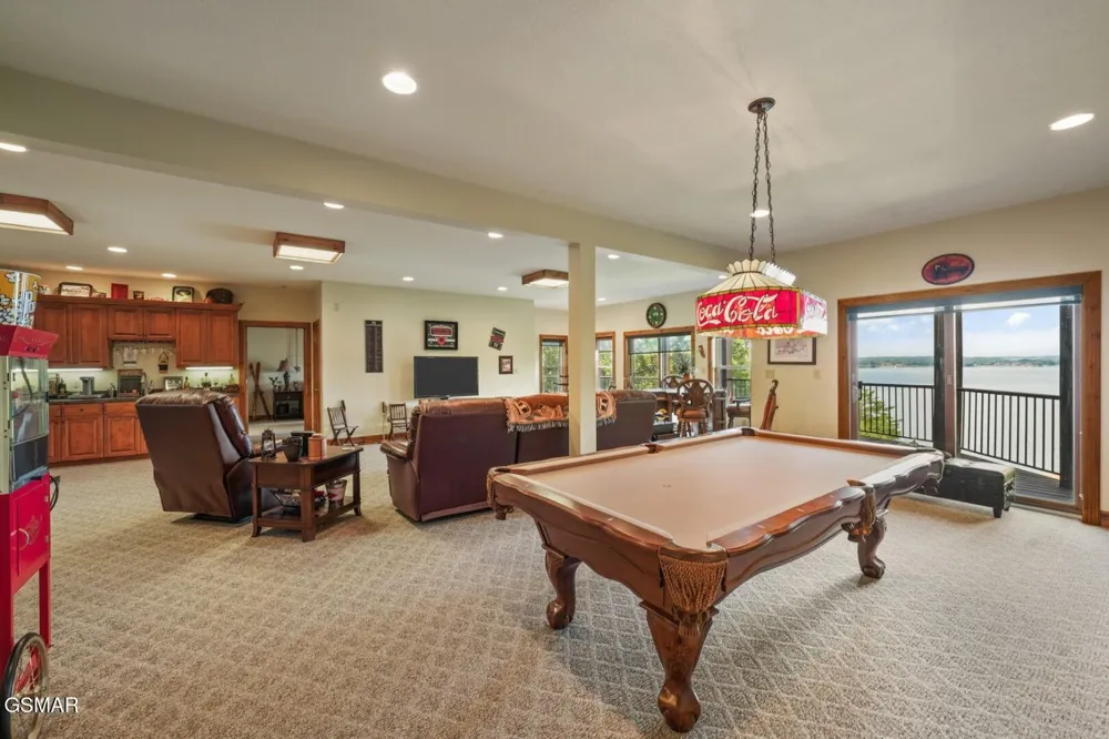 1154 Stoneway Court White Pine, TN 37890
