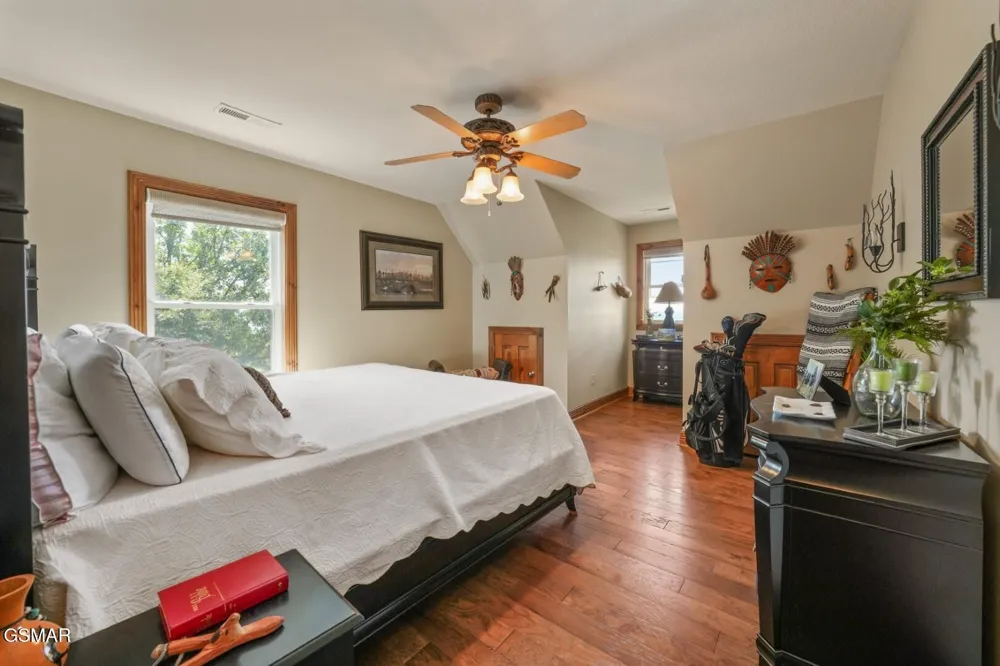 1154 Stoneway Court White Pine, TN 37890