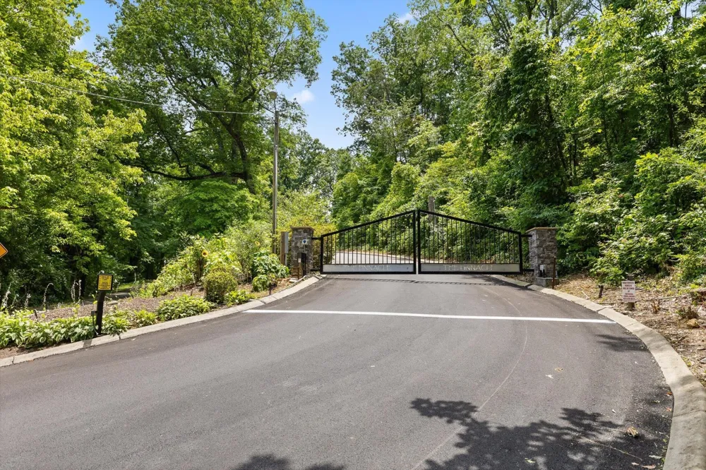 1131 Stringers Ridge Road #7h Chattanooga, TN 37405