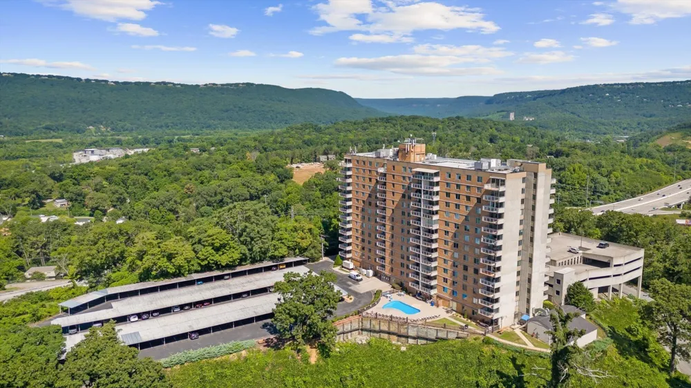 1131 Stringers Ridge Road #7h Chattanooga, TN 37405