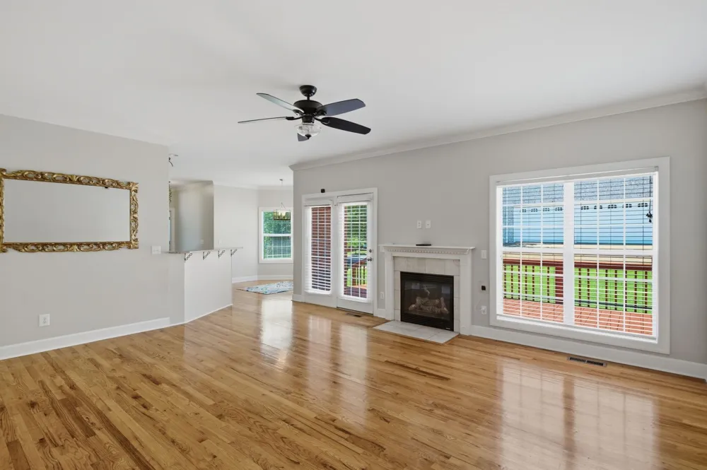 1046 Island Brook Dr Hendersonville, TN 37075