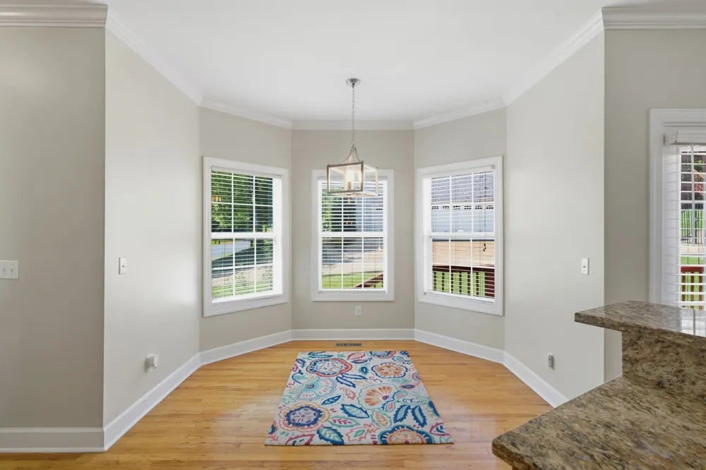 1046 Island Brook Dr Hendersonville, TN 37075