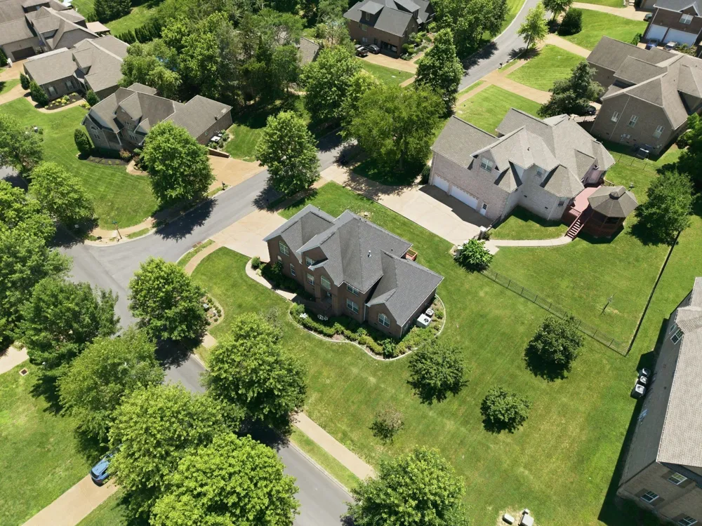 1046 Island Brook Dr Hendersonville, TN 37075