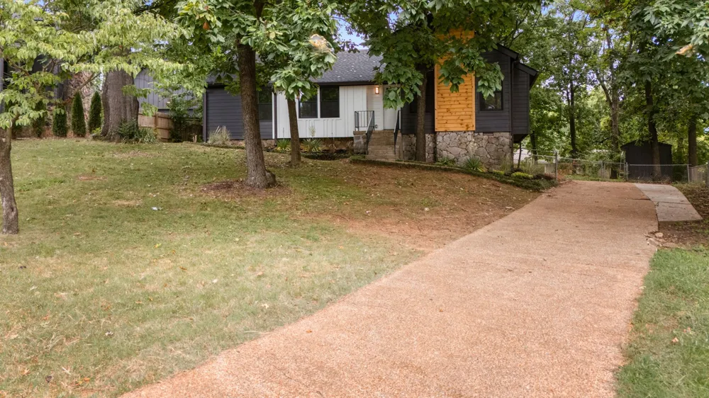 304 Sunrise Cir Mount Juliet, TN 37122