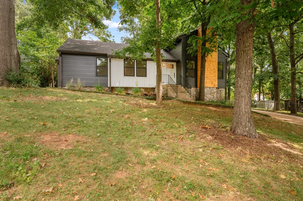 304 Sunrise Cir Mount Juliet, TN 37122