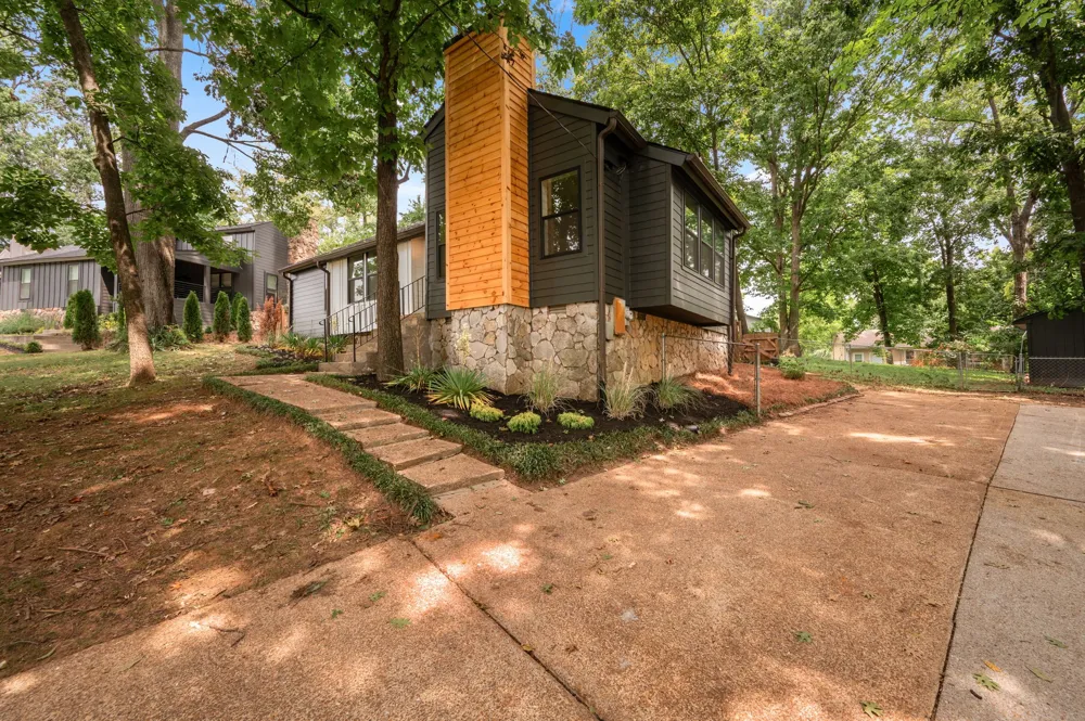 304 Sunrise Cir Mount Juliet, TN 37122