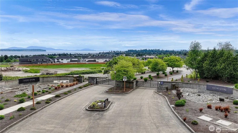 5422 Lasiandra Blaine, WA 98230