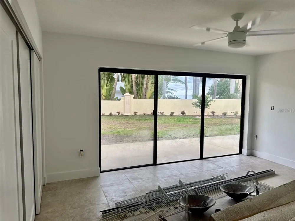 7550 SUNSHINE SKYWAY LANE S #P12 St Petersburg, FL 33711