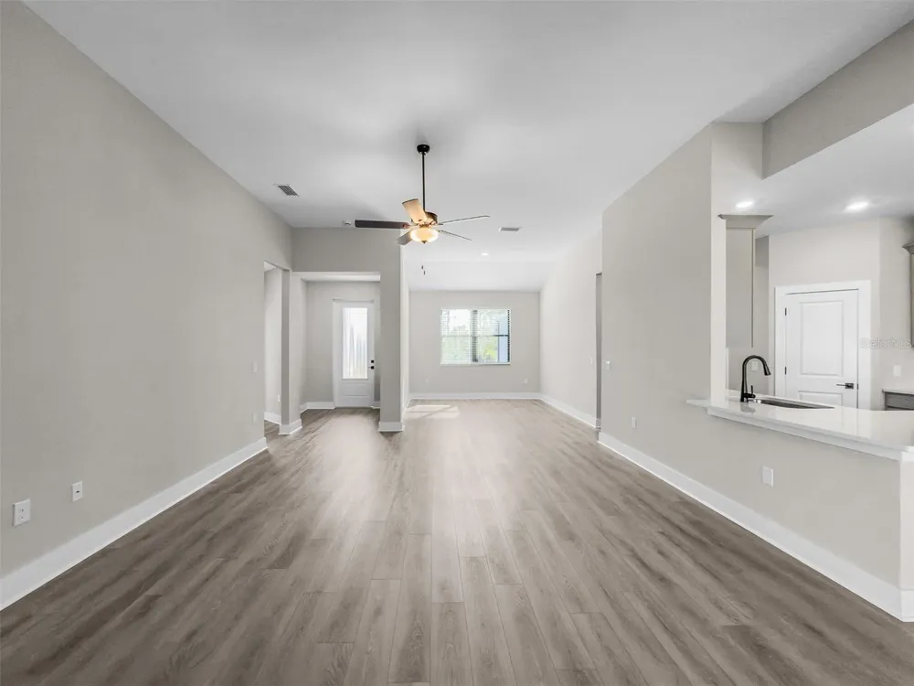 2411 GALLAGHER ROAD Dover, FL 33527