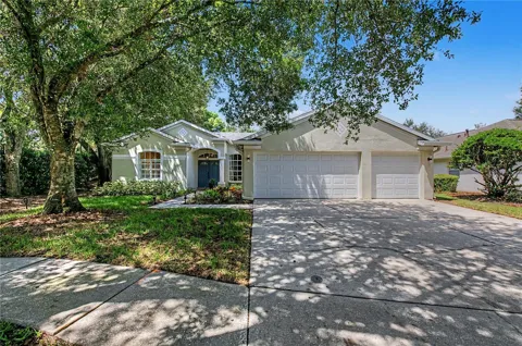 9402 HUNTERS POND DRIVE