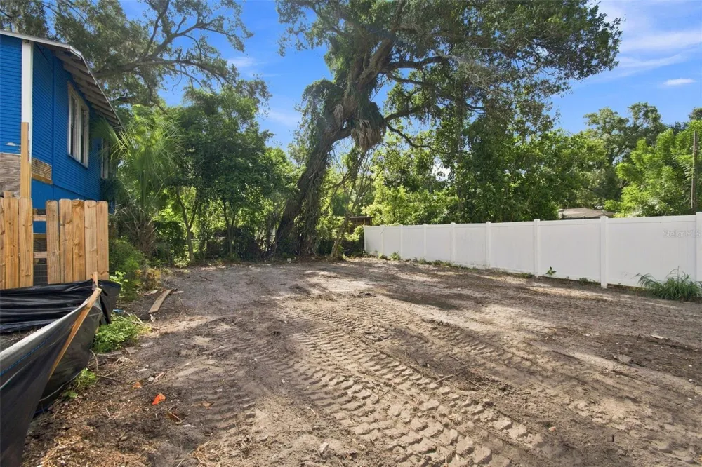 3407 9TH STREET Tampa, FL 33605