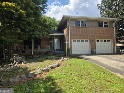 1793 Cherry Valley CIR SE