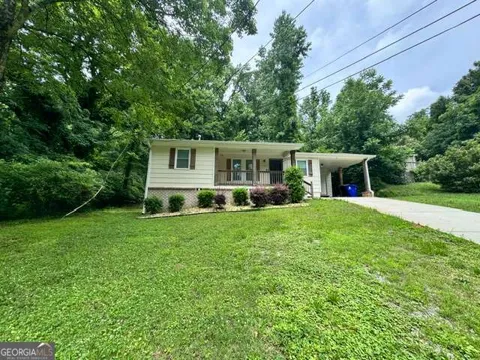 5552 Lakeside DR