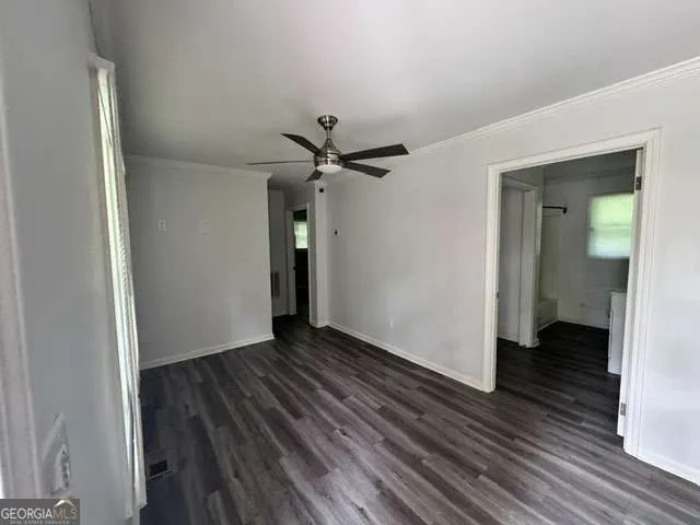 5552 Lakeside DR Union City, GA 30291