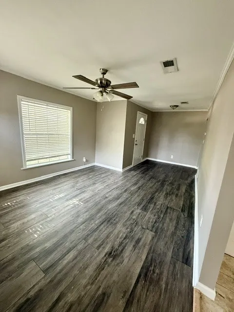 415 E Avenue G Midlothian, TX 76065