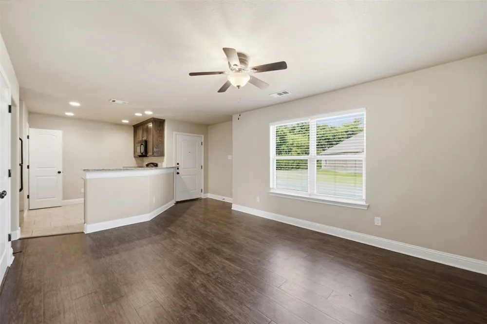 131 Sunburst Court Weatherford, TX 76087