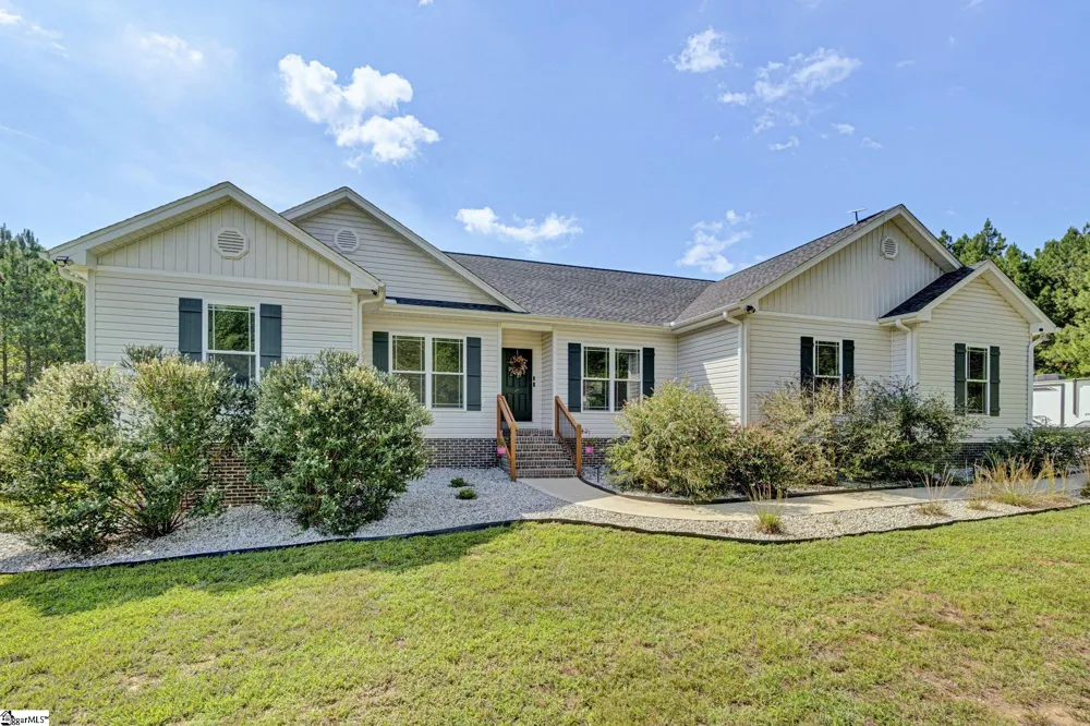 620 Daventon Road Honea Path, SC 29654