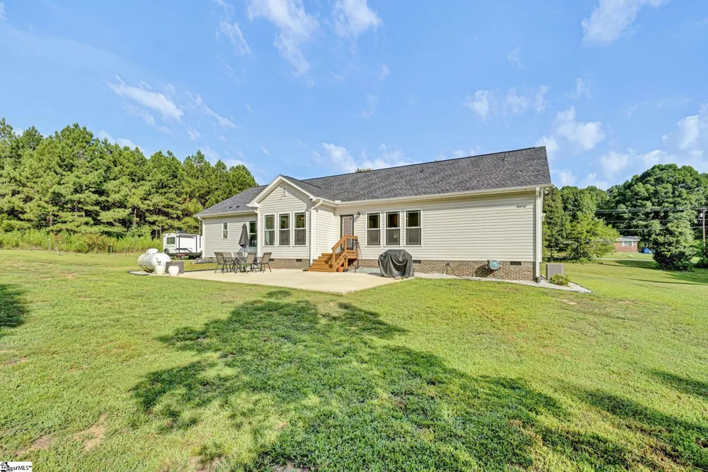 620 Daventon Road Honea Path, SC 29654